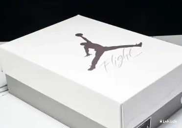 A SP Jordan Ma “Diffused OG HV8571-100 x Maniére Blue” 3 Air 0610